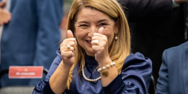 Após dois empates, Iracema consegue se reeleger na ALEMA