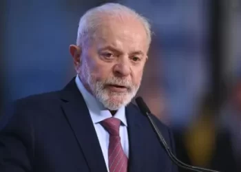 Presidente Lula é operado às pressas em São Paulo