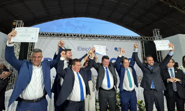 Hilton Gonçalo participa de diplomações e entrega de óculos