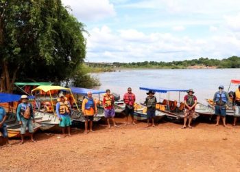 Travessia entre Aguiarnópolis e Estreito começa com transporte gratuito de pessoas após queda de ponte