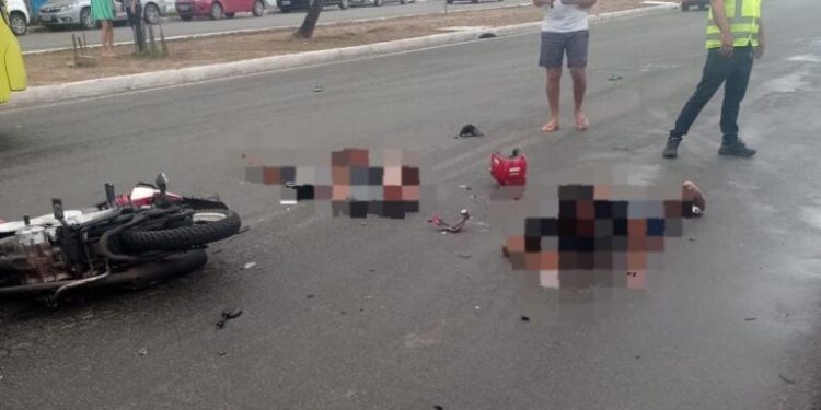 Pedestre é atropelado em frente ao Terminal da Praia Grande