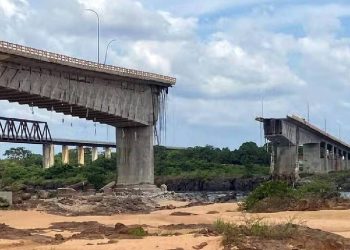 Buscas por vítimas após queda de ponte que liga MA e TO são estendidas, afirma Marinha