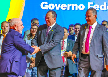 Brandão participa de ação do governo federal em prol do municipalismo