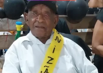 Colinense de 109 anos, qual o segredo? Comer chambaril!