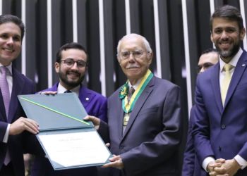 Câmara Federal também homenageia José Sarney
