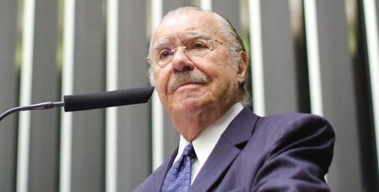 José Sarney completa 95 anos e reforça seu legado na história política do Brasil
