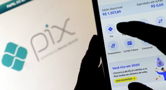 Banco Central anuncia Pix parcelado e novas funções até 2026