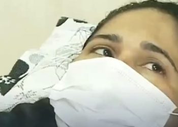 Mãe que perdeu os dois filhos após comerem chocolate envenenado faz desabafo emocionante: “Só peço justiça”