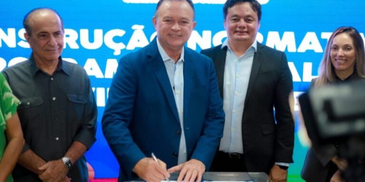 Carlos Brandão e Guilberth Garcês inauguram Espaço Bem-Estar e anunciam ampliação do Hospital do Servidor