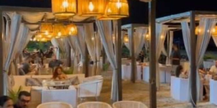 Efeito suspensivo barra derrubada de bangalôs na Península