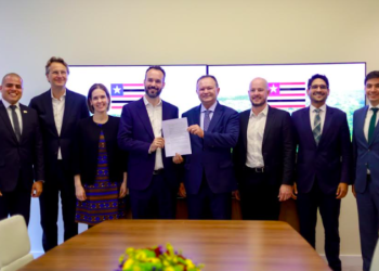 Londres: Brandão viabiliza 100 milhões de dólares para o Maranhão