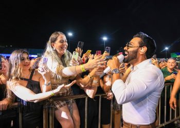 Pablo, Chitãozinho e Xororó e Xand Avião agitam público na terceira noite do Bumba Meu São João