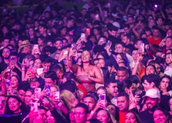 Com shows de Henrique e Juliano, Nattan e Kaká e Pedrinho, segunda noite do Bumba Meu São João leva grande público para o Castelão