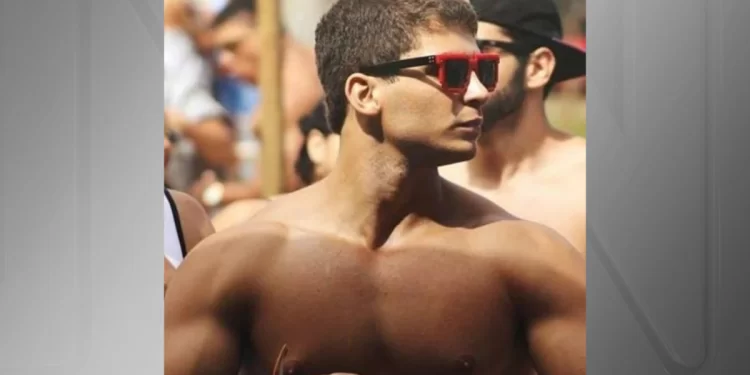 Quem é o ex-jogador de basquete que espancou namorada com 61 socos