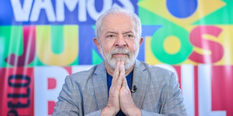 Lula zera imposto para carros populares flex e promete veículos mais baratos até 2026