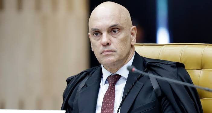 Alexandre de Moraes é processado nos EUA por suposta censura a redes sociais