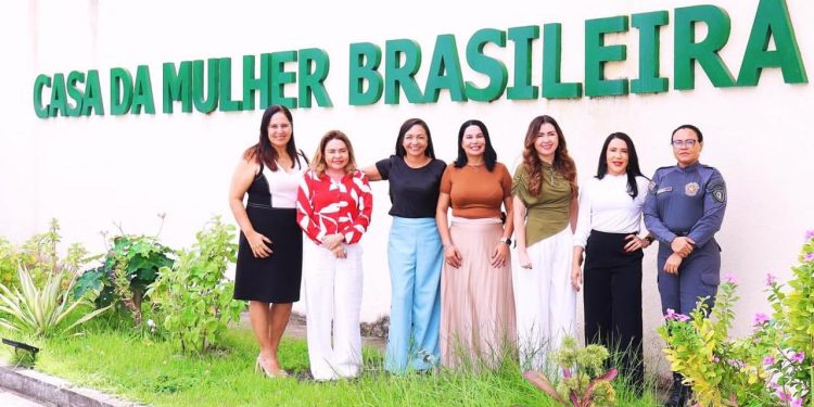 Casa da Mulher Brasileira recebe Eliziane Gama, com pauta à proteção das mulheres.