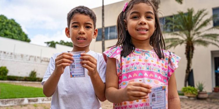 Carteira que garante direitos a pessoas com TEA atinge 10 mil emissões no MA