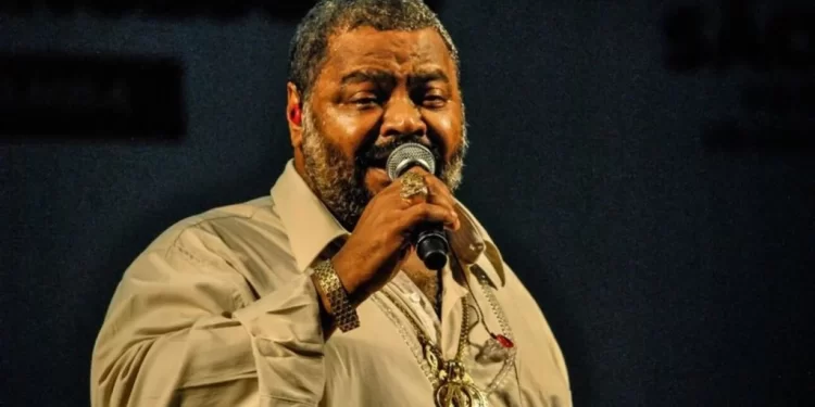 Morre Arlindo Cruz, um dos maiores sambistas brasileiros, aos 66 anos