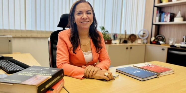 Mais uma mulher no comando no MA: Glauce Lima Malheiros é reconduzida ao cargo de diretora das Promotorias de Imperatriz