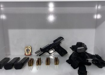 Homem é preso acusado de homicídio e ameaça a agente de segurança em Bequimão