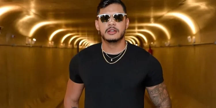 Cantor Hungria é internado com suspeita de intoxicação por metanol