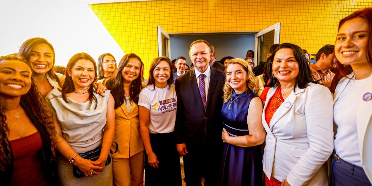 Carlos Brandão destaca ações concretas voltadas à igualdade de gênero