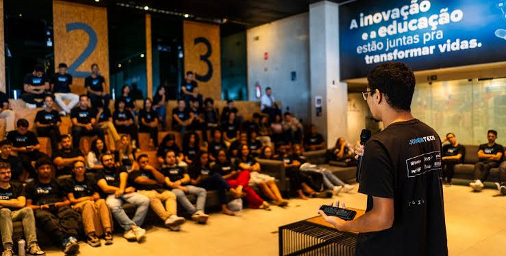 Porto do Itaqui celebra formação de jovens talentos em tecnologia e apresenta resultados da Residência Portuária em Inovação