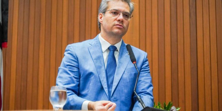 TSE arquiva ação contra o União Brasil e garante mandato de Neto Evangelista