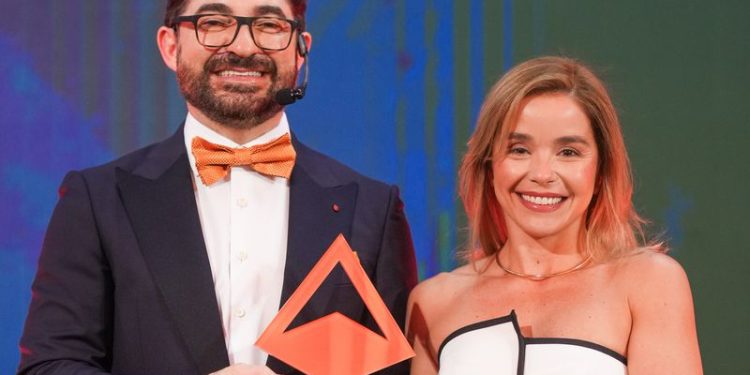 1ª Subdefensora-Geral do Maranhão vence o Prêmio de Inovação J.Ex na categoria “Liderança Exponencial”