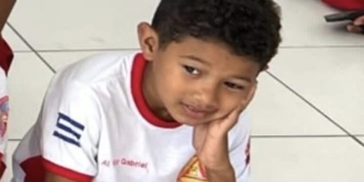 Morre o menino baleado na cabeça por criança de 11 anos no interior do Maranhão