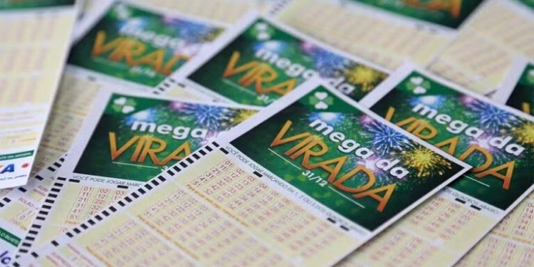 Mega da Virada deve pagar prêmio histórico de R$ 1 bilhão, diz Caixa Econômica