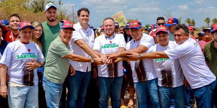 São João Batista: Carlos Brandão entrega estrada de Santana