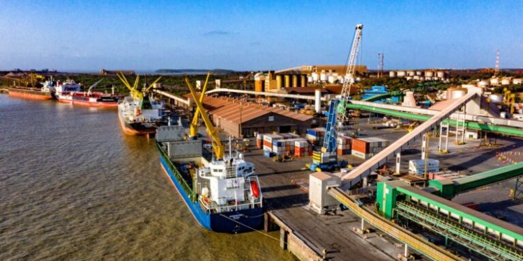 Governo anuncia 40 leilões em 2026 e inclui o Itaqui no plano de expansão logística do país