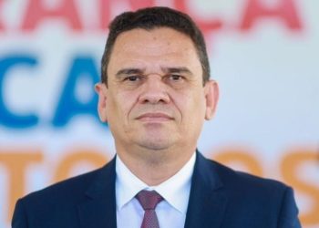 Brandão afasta secretário da Segurança para apuração da denúncia da delegada Viviane