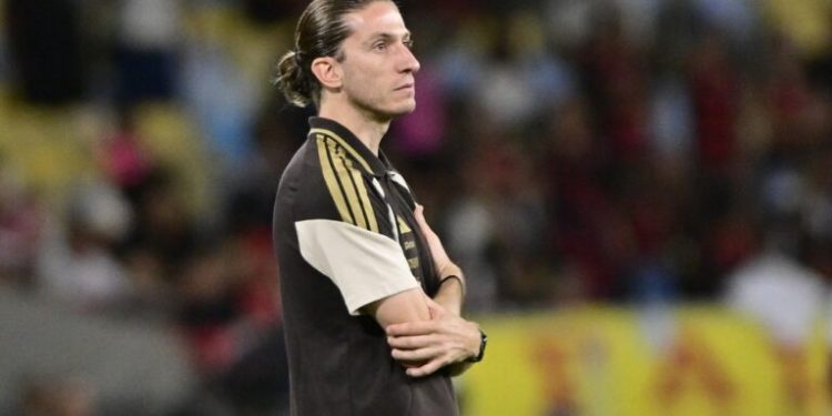 Flamengo demite técnico Filipe Luís após início de temporada abaixo das expectativas