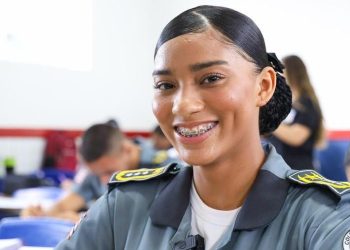 Aluna do Colégio Militar Tiradentes 38 conquista 1º lugar em concurso nacional de redação