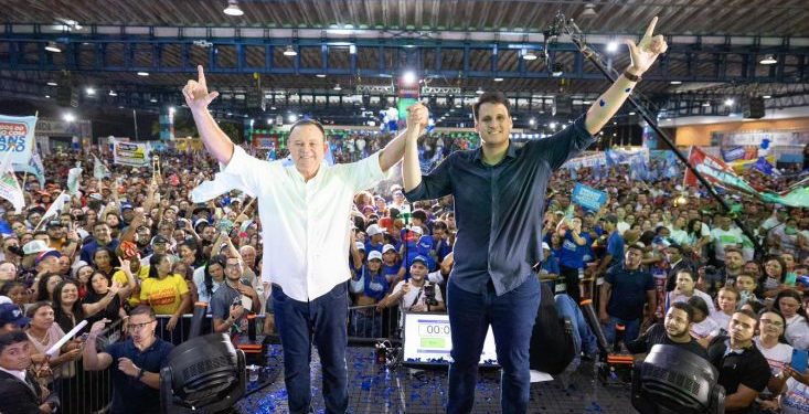 Pré candidatura de Orleans Brandão: 40 mil pessoas e 182 prefeitos presentes