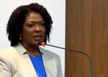 Esmênia Miranda assume Prefeitura de São Luís