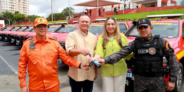 Governo do Maranhão entrega 18 novas viaturas e reforça atuação do Corpo de Bombeiros no estado