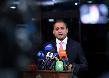 Weverton Rocha é escolhido relator da indicação de Messias ao STF; sabatina já tem data marcada