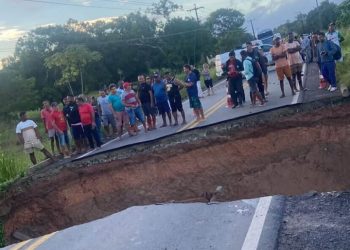 MA-014 rompe na Baixada após chuvas e açude irregular; governo anuncia medidas judiciais
