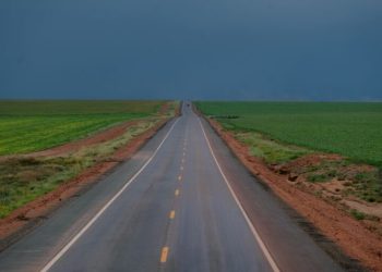 Carlos Brandão inaugura MA-372 e destaca impacto da rodovia para o agronegócio no Maranhão