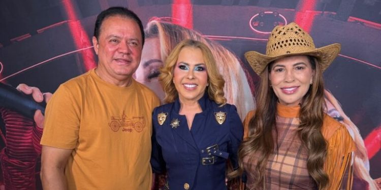Joelma leva um mar de pessoas no São João de Barra do Corda