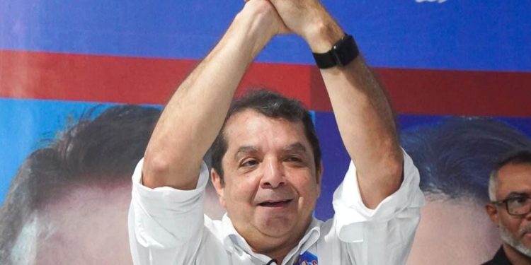 Após apoio de Marcus Brandão a Hilton Gonçalo, cinco prefeitos aliados do ex-prefeito de Santa Rita declaram apoio a Orleans